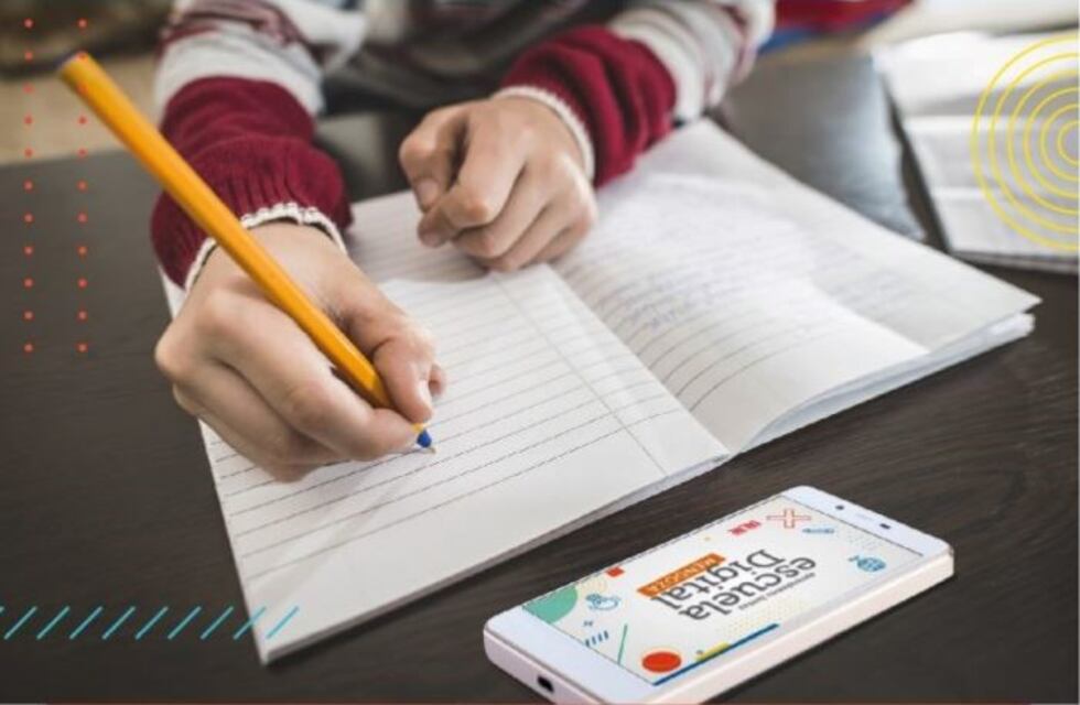 Lanzan programa solidario de donación de celulares para que chicos humildes puedan estudiar