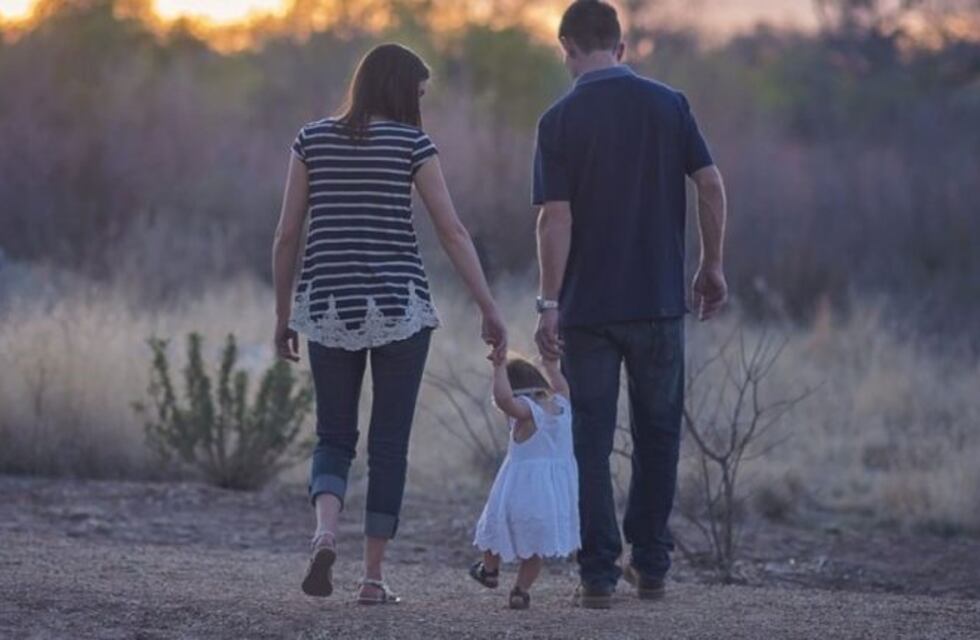 Buscan 'familias temporarias' para el cuidado de niños en Mendoza