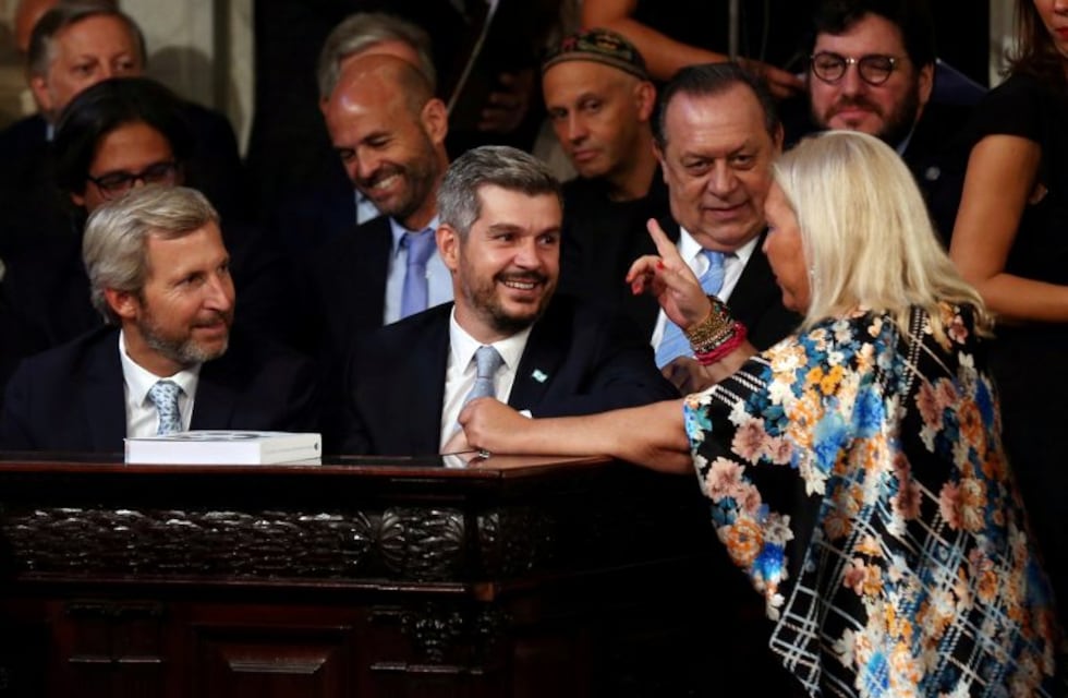 Fuerte cruce entre Marcos Peña y Elisa Carrió tras la derrota de Cambiemos en Córdoba