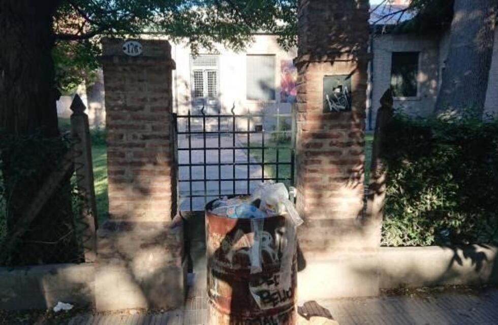 Vuelven a ocupar la sede de la UNRN  en Roca