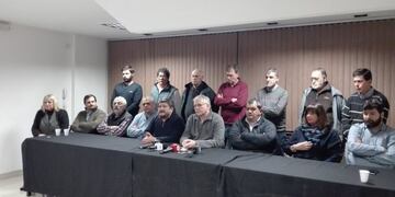 Los sindicalistas desarrollaron su planteo en una conferencia de prensa\u002E (@SilvanaCadahia)