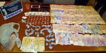 Dos mujeres detenidas por narcotráfico en Salta\u002E (Policía de Salta)
