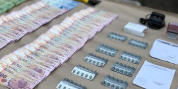 Madre e hijas detenidas por venta de drogas\u002E