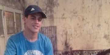 El joven de 25 au00f1os falleciu00f3 tras recibir un disparo en el cuello en Rosario el 16 de abril de 2016\u002E