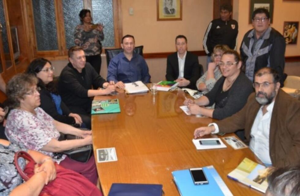 Trelew: cuarto intermedio en las paritarias municipales