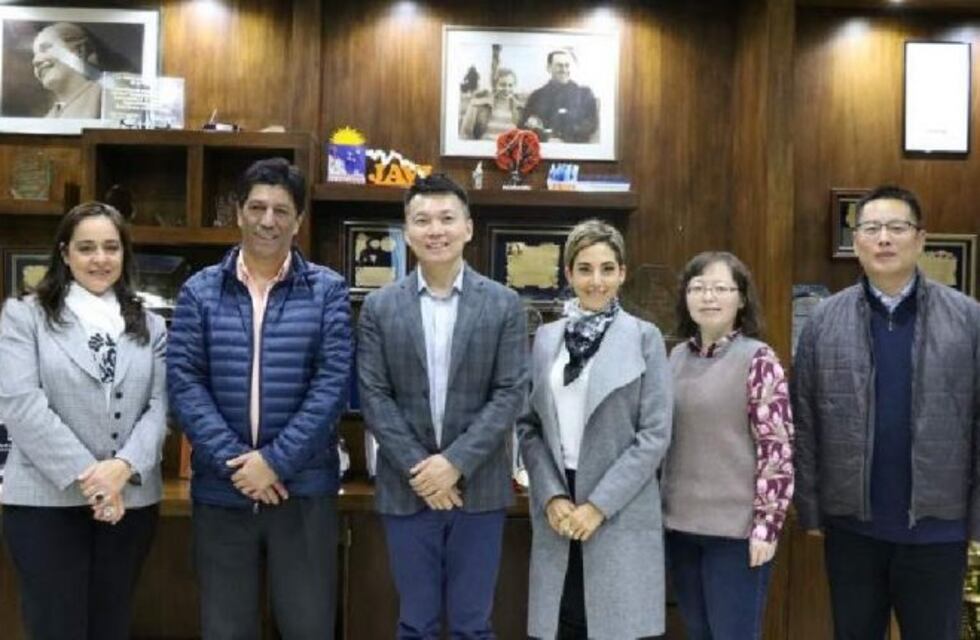 China pide conectividad entre Iguazú y Calafate