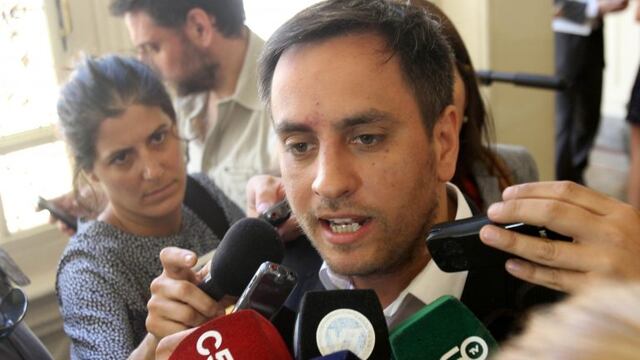 DYN25, BUENOS AIRES 16/12/15, DIPUTADOS DEL BLOQUE DEL FRENTE PARA LA VICTORIA ESTABAN REUNIDOS ESTE MEDIODÍA PARA FIJAR SU ESTRATEGIA OPOSITORA ANTE EL GOBIERNO DE MAURICIO MACRI Y ANALIZAR EL CAMINO A SEGUIR FRENTE AL DECRETO PRESIDENCIAL PARA DESIGNAR JUECES DE LA CORTE SUPREMA DE JUSTICIA \
