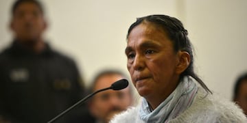 BAS01. JUJUY (ARGENTINA), 28/12/2016.- La dirigente social Milagro Sala asiste a una audiencia hoy, miu00e9rcoles 28 de diciembre de 2016, en Jujuy (Argentina). Un tribunal de la norteu00f1a provincia argentina de Jujuy condenu00f3 hoy a la diputada argentina del Par