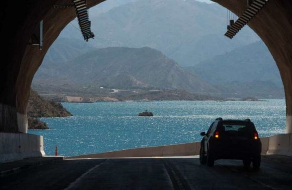 Por ahora no se cobrará peaje en el túnel Potrerillos