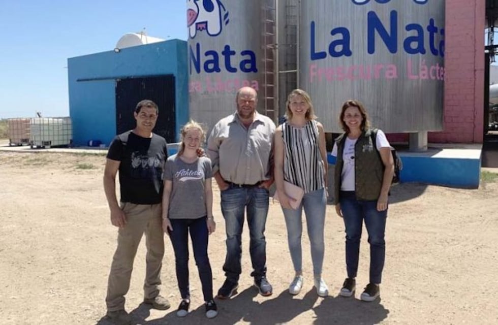 Técnicos del Gobierno evaluaron proyectos agroalimentarios en Colonia Santa Teresa