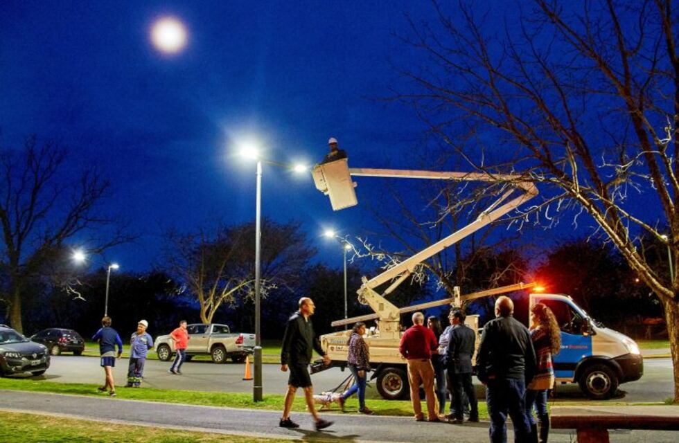 El municipio invertirá $300 millones para sumar 15 mil luminarias led