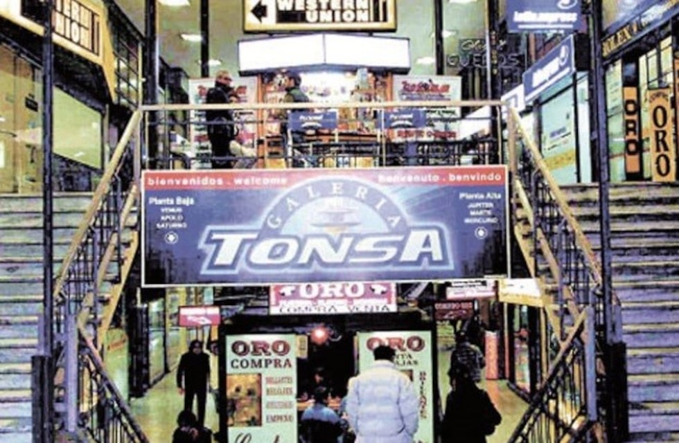 En la Galería Tonsa hubo principio de incendio, el humo produjo pánico