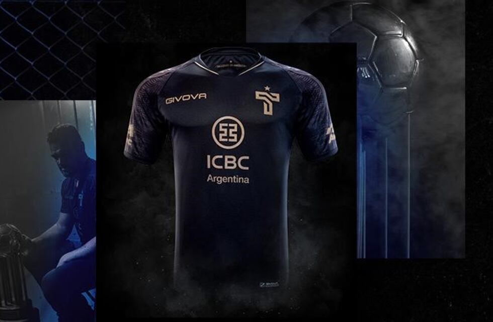 La noche de la estrella: Talleres presenta la camiseta homenaje de la Conmebol