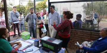 Las autoridades del municipio detallaron que servicio posibilitó realizar unas 200 castraciones y 300 vacunaciones antirrábicas al mes\u002E (Prensa Municipalidad de Resistencia)