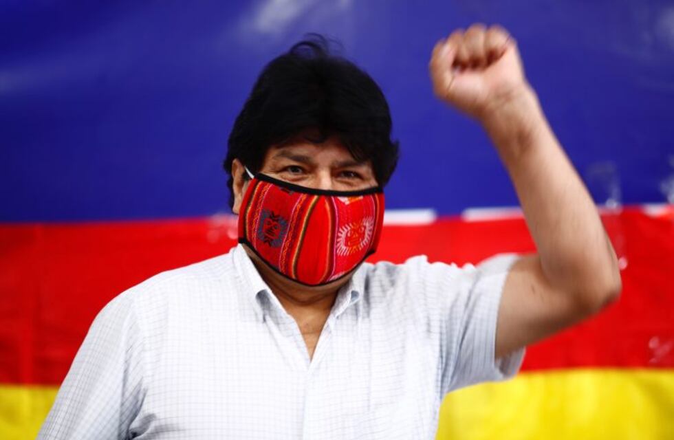 Ante una Bolivia expectante por el resultado de las elecciones, Evo calificó la demora como "extraña y preocupante"