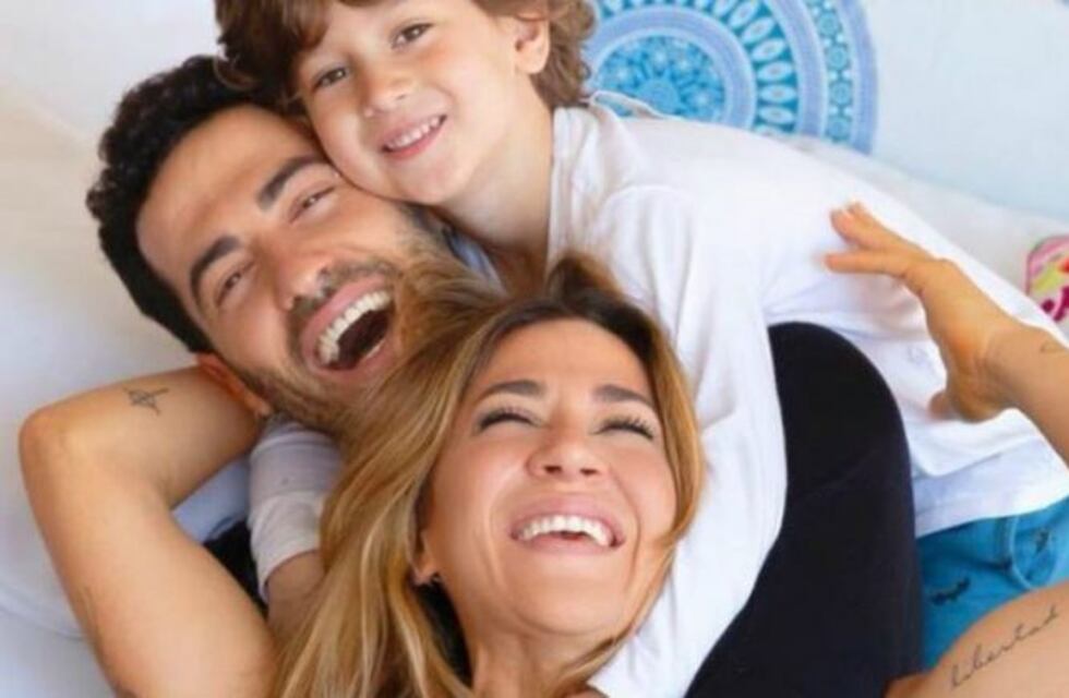 El alocado baile familiar de Jimena Barón para festejar el éxito de "La Cobra"