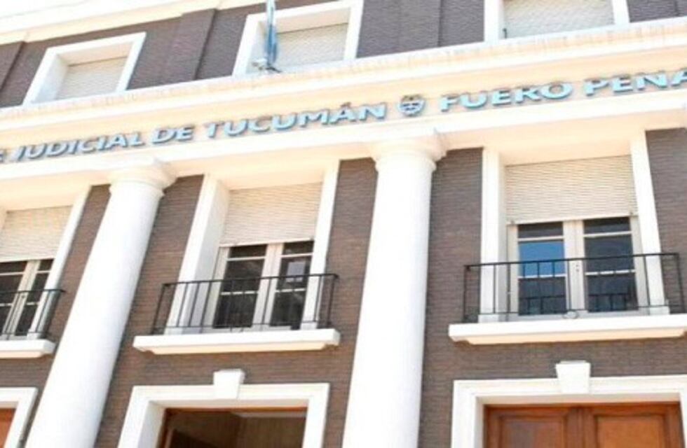 Sancionarán a dos policías aprehendidos