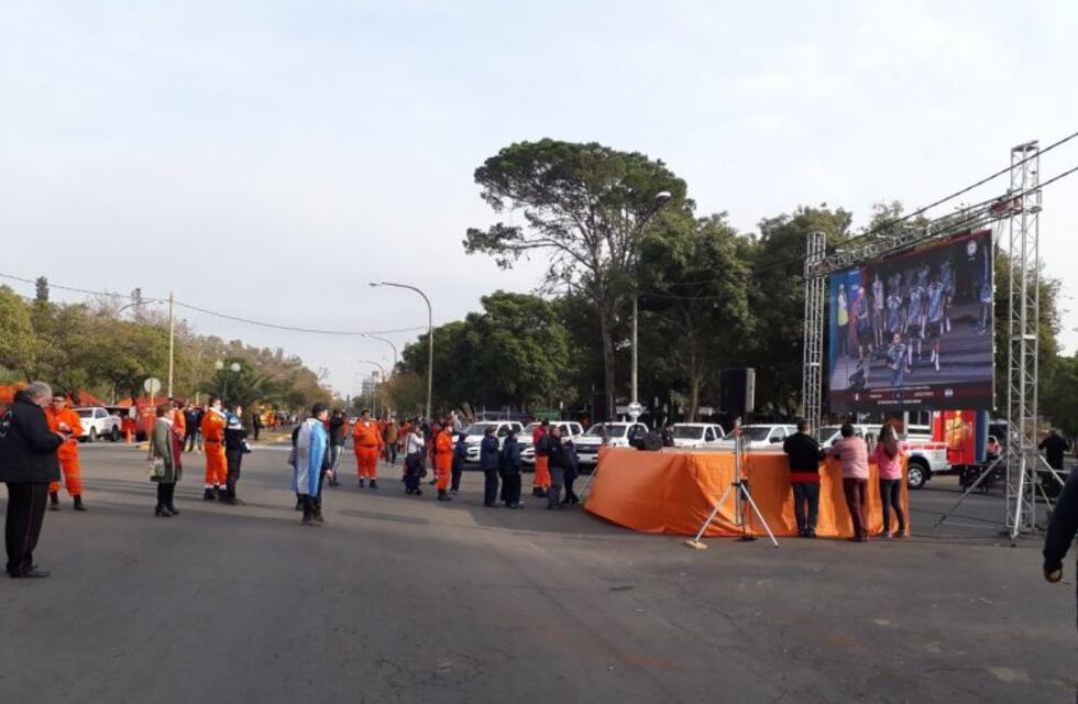 Así se vive el partido de Argentina-Francia en el Parque Sarmiento
