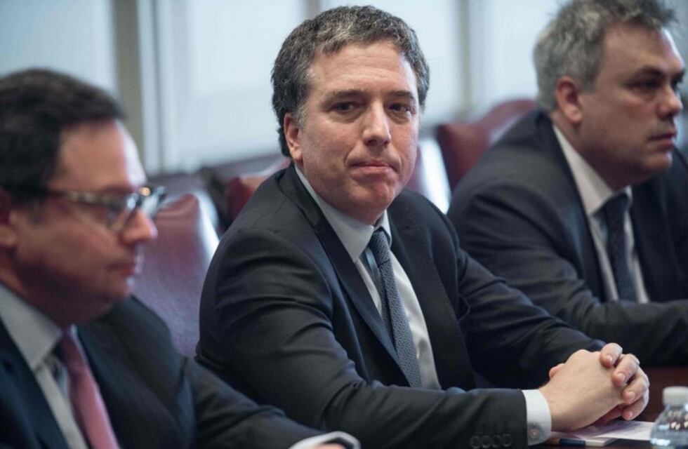 Dujovne admitió que este año habrá más inflación y menos crecimiento de la economía