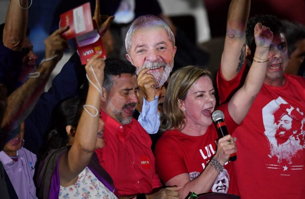 Oficial: El PT inscribió a Lula como candidato a presidente de Brasil