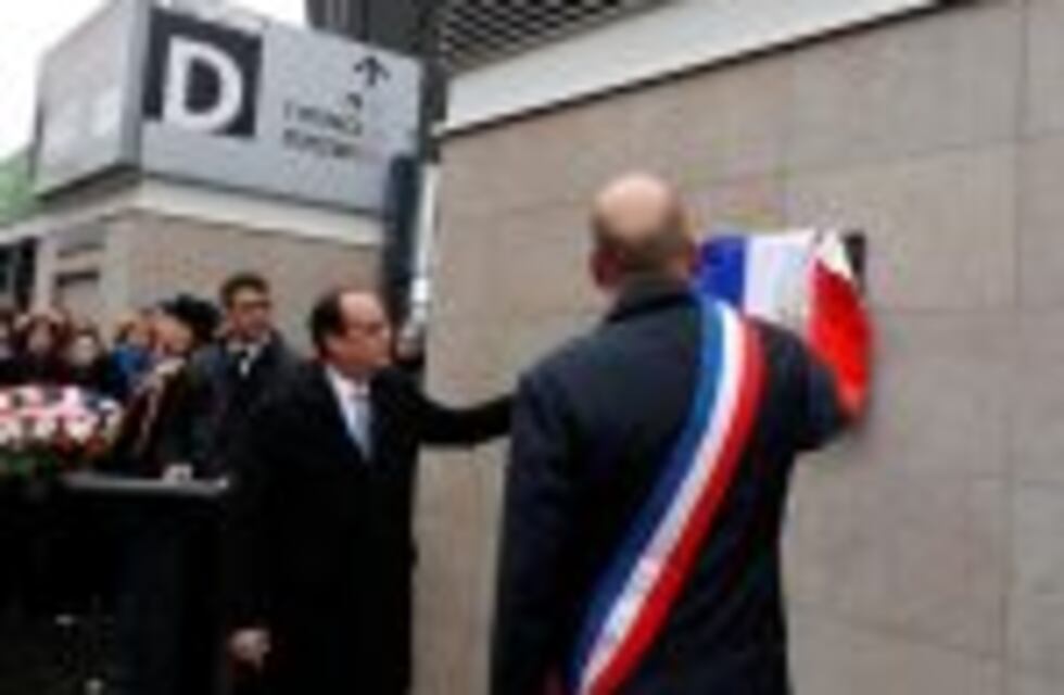 Francia conmemora el primer aniversario de los atentados de París