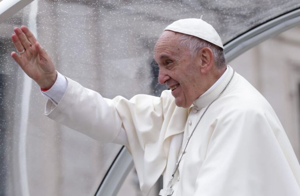 El Papa sumó su "ferviente oración" para la búsqueda del submarino
