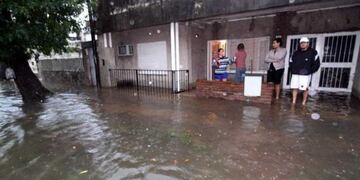 La ciudad de Esperanza se encontraba con complicaciones este martes\u002E (La provincia digital)