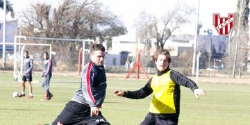 Para el delantero Pablo Vegetti, quien llegó sin pretemporada, la postergación del torneo le juega a favor\u002E