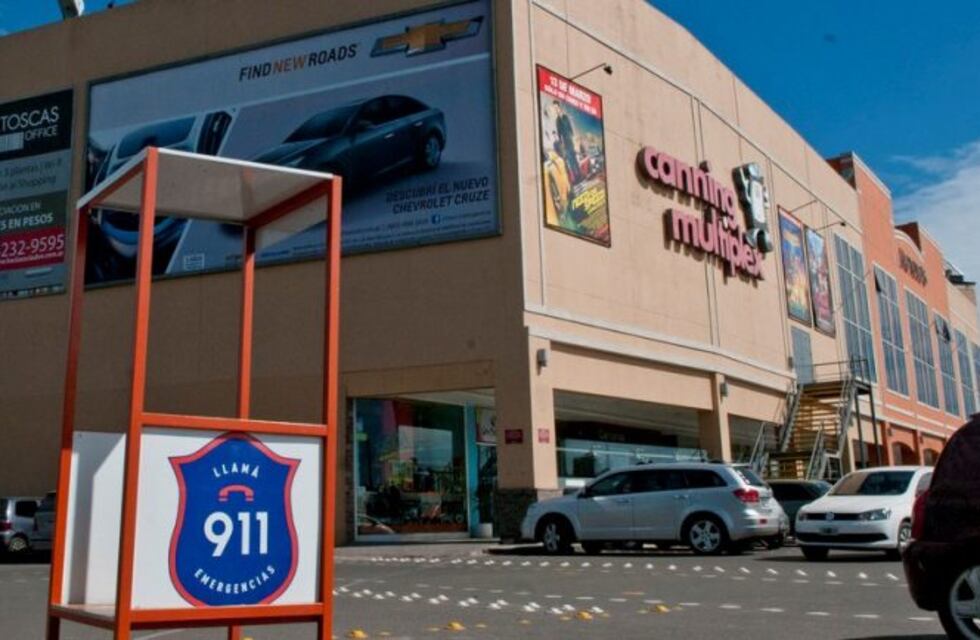Tres rugbiers golpearon al custodio de un shopping y quedó en terapia intensiva