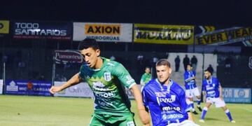 El Melli Álvarez no puede neutralizar el ataque Verde\u002E Lo de Racing preocupa y mucho\u002E