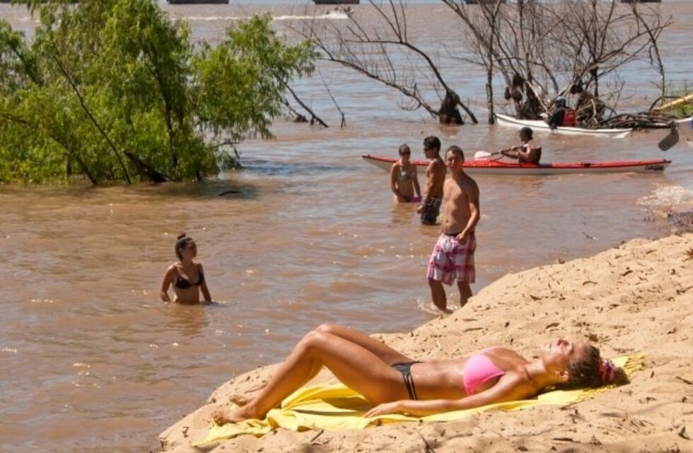 Habrá que esperar para volver a cruzar a las islas