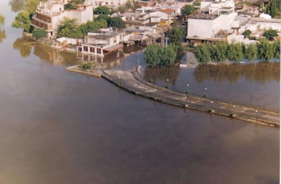 A 27 años de la inundación del puente de Carlos Paz