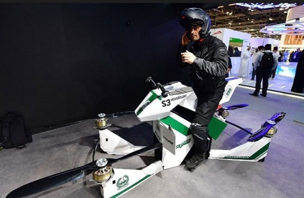 Conocé a la "moto voladora", el nuevo chiche de la policía de Dubai