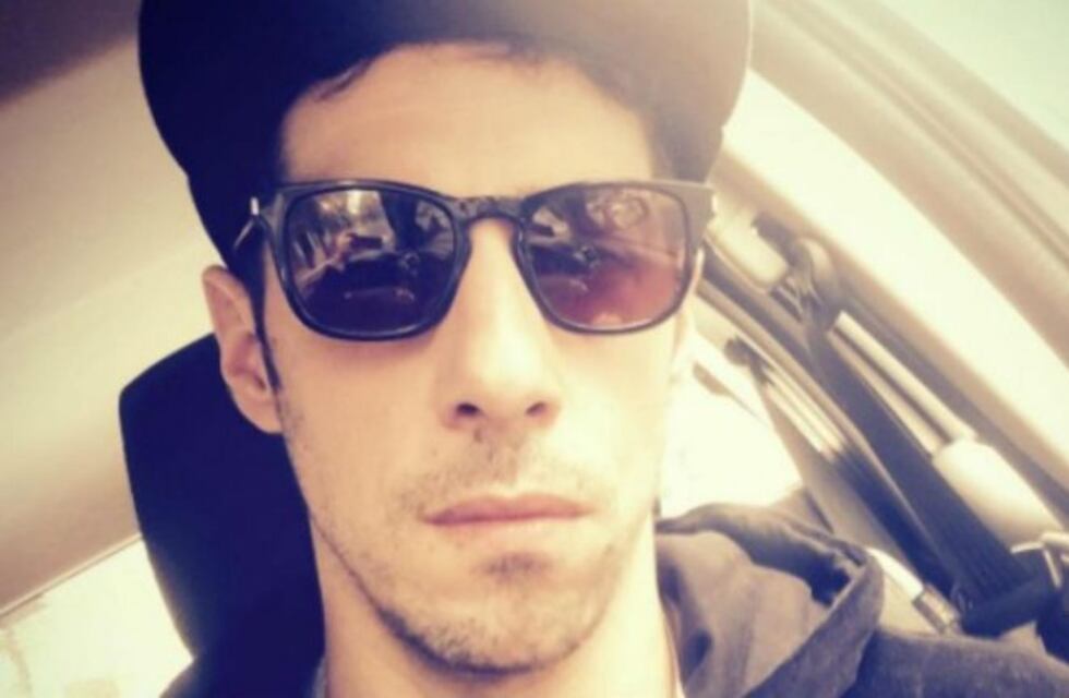 Esteban Lamothe pidió a sus seguidores que le envíen fotos de gente parecida a él y recibió comparaciones desopilantes