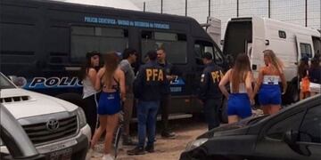 Investigan prostitución VIP