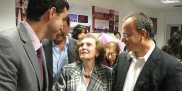 Clotilde de Ragone junto a su nieto y el exgobernador Juan Manuel Urtubey