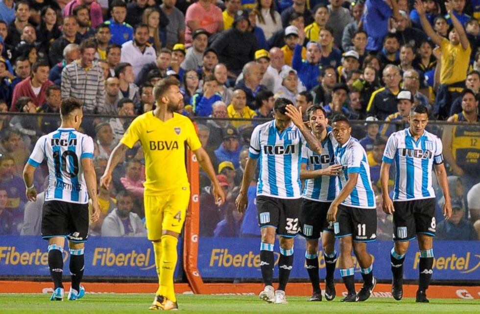 Boca perdió 2-1 ante Racing en La Bombonera y se quedó sin invicto