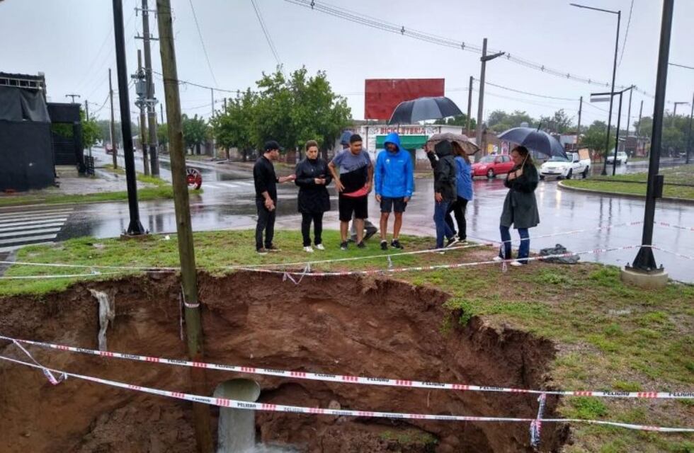 Asisten a familias damnificadas por el temporal en La Rioja