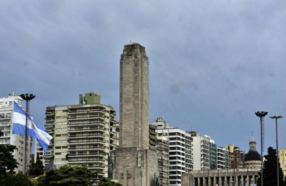 El fin de semana largo comenzó con calor y un alerta por tormentas