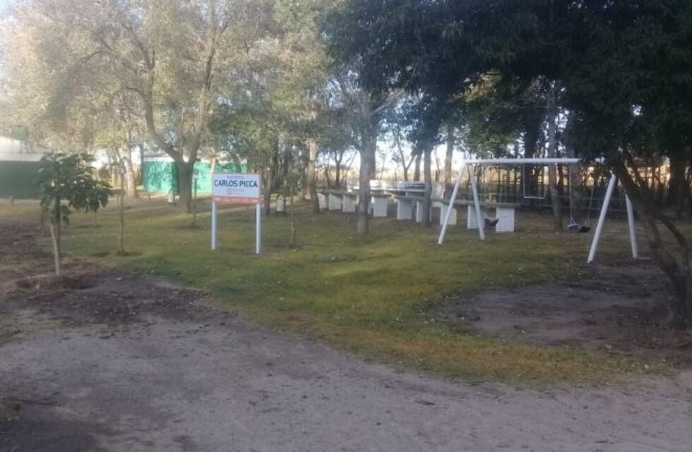 Los Hurones de Arroyito homenajearon a uno de sus primeros entrenadores