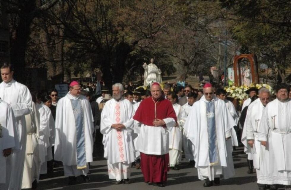 Debate por la despenalización del aborto: la curia jujeña sostiene que "vale toda vida"