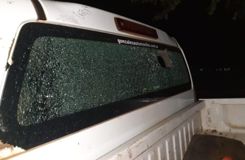 Ocasionó disturbios y dañó móviles policiales antes de ser detenido