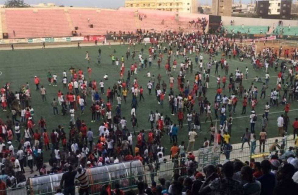 Tragedia en Senegal: al menos 9 muertos y decenas de heridos tras una avalancha en un partido de fútbol