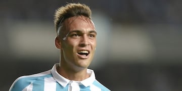 Lautaro Martínez se muda de Avellaneda a Milán\u002E (AP Photo/Pablo Aharonian)