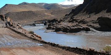 En el río Grande está proyectada la construcción del dique Portezuelo del Viento\u002E