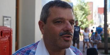 Alberto Fusté Padrós, delegado regional del Sindicato de Vendedores Ambulantes de la República Argentina (SIVARA)\u002E