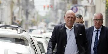 Ex jefes de la Unidad Regional I Vergara y Fernández\u002E (Pagina 12)