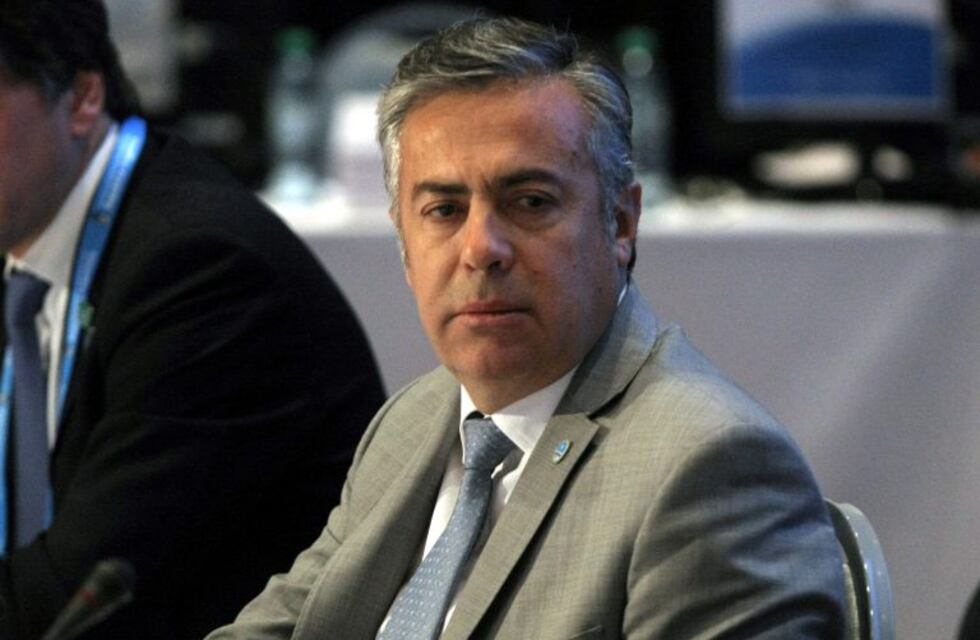 Cornejo viajó a Washington para disertar en un Foro del BID