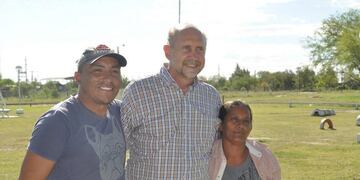 El vecino compartió una actividad con el gobernador electo Omar Perotti en marzo\u002E (Facebook)