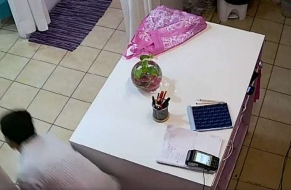 Le robaron a la comediante Mar Tarrés en Mendoza y quedó todo filmado